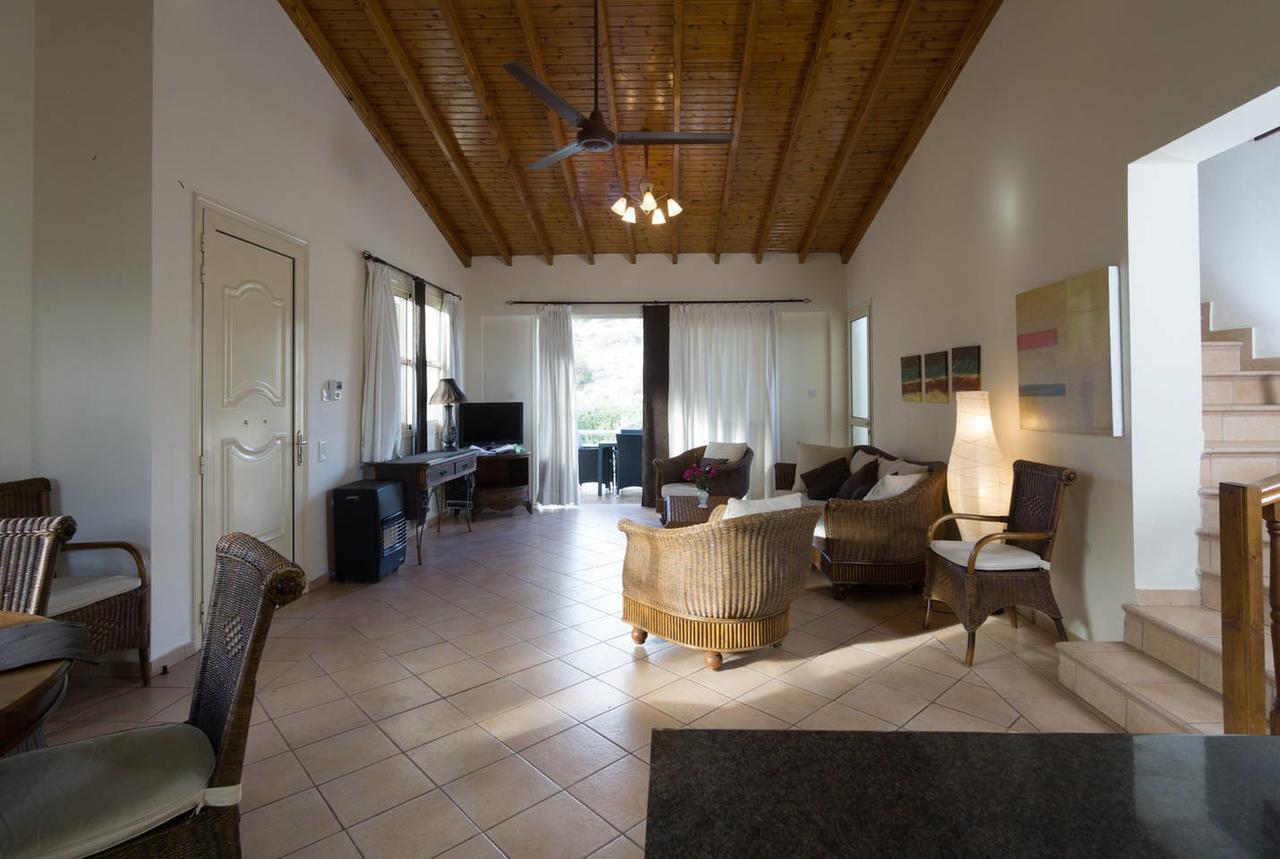 Amoroza Villa Pissouri Exterior photo