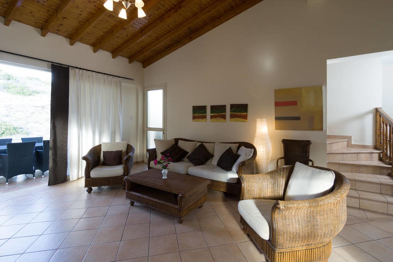Amoroza Villa Pissouri Exterior photo