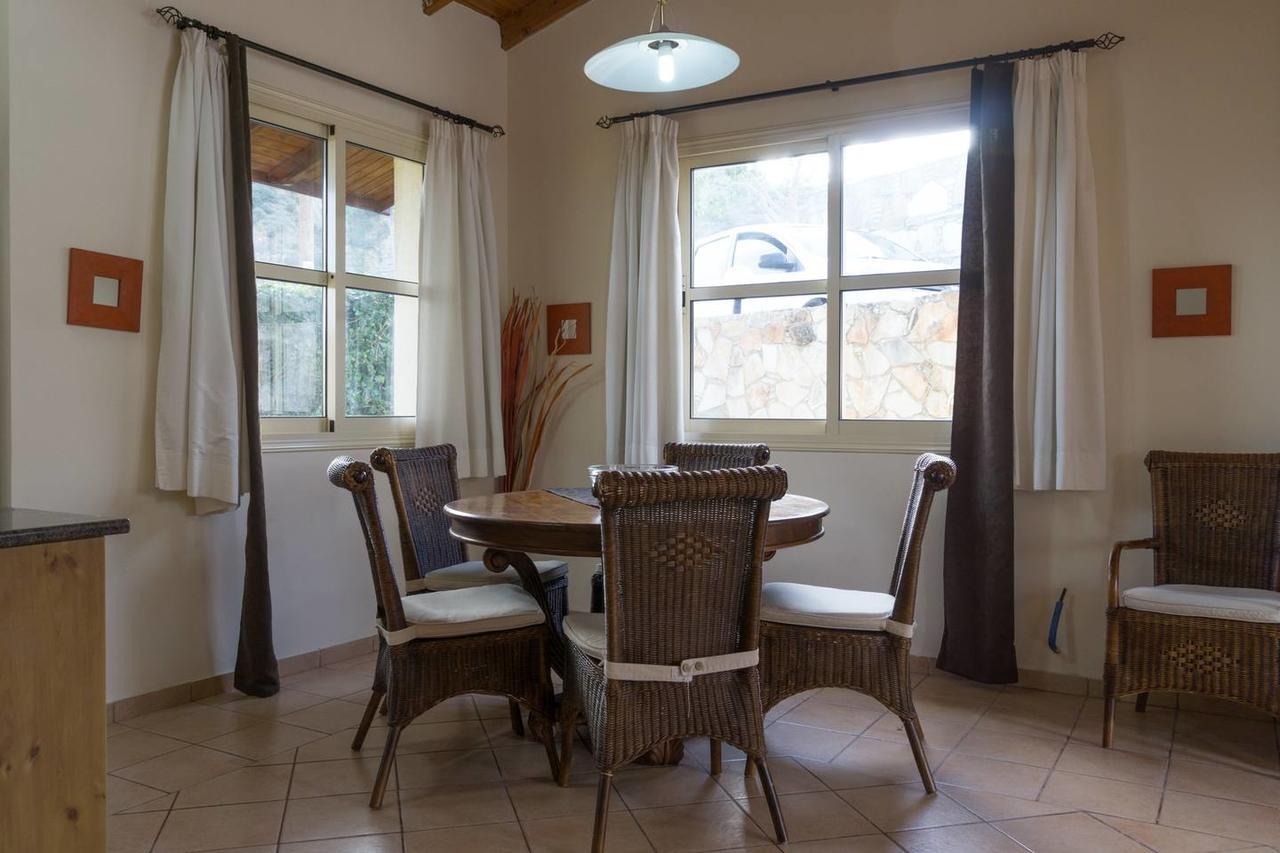 Amoroza Villa Pissouri Exterior photo